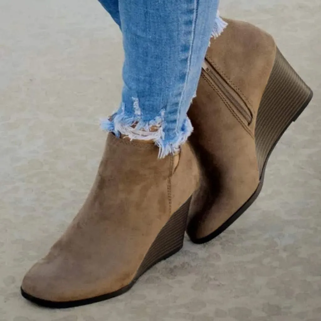 Cowboy Boots for Women Low Heel Rhinestone Ankle Booties Comfy Short Boots Chunky Block Western Shoes 52