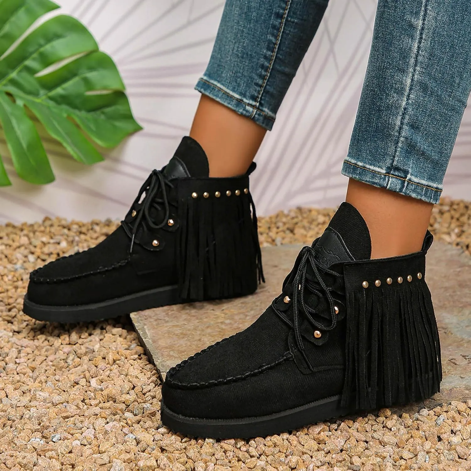 Flat Heel Round Toe Ankle Boots for Women Suede Leather Lace Up Tassel Short Boot Comfy Soft Casual Trendy Booties