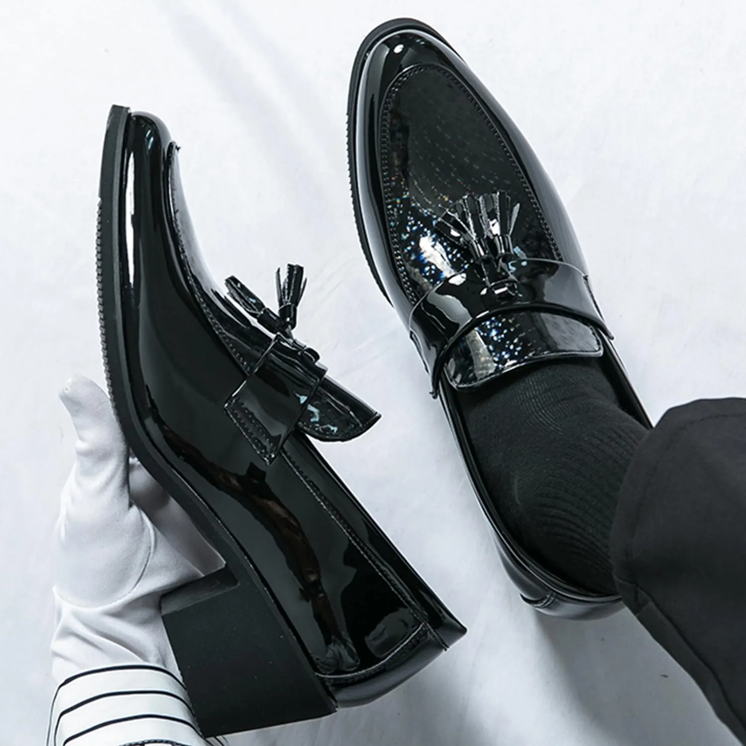 Men's Classic Loafers Patent Leather Slip on Loafers Tassel Block Heel Comfort Business Casual Dress Shoes