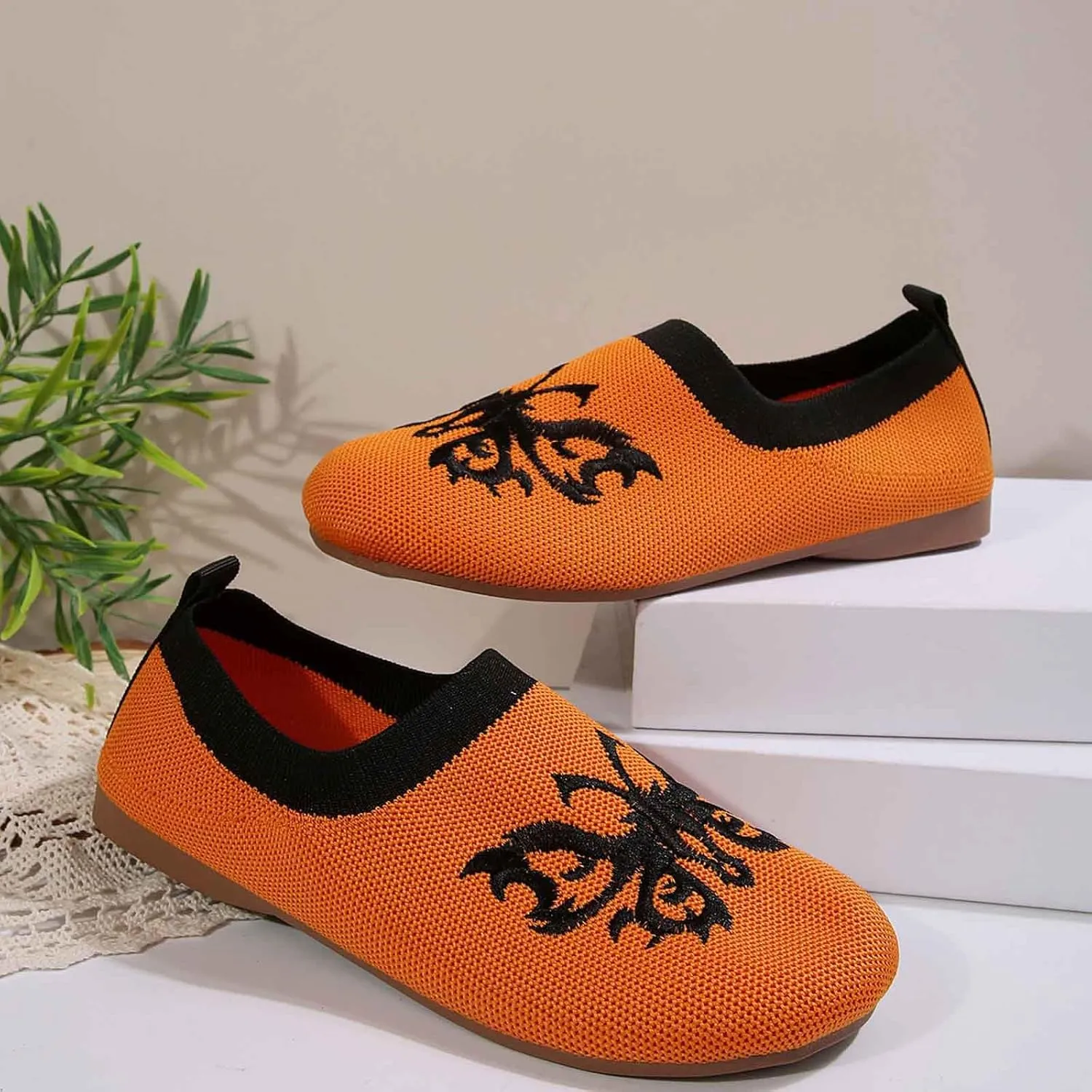 Women's Casual Slip On Shoes Breathable Comfortable Flat Loafers for Daily Wear Spring Summer Fall